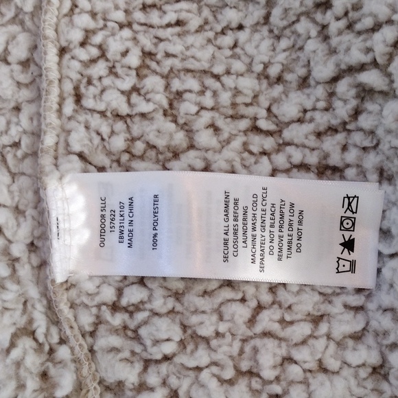 Eddie Bauer Sherpa jacket . - Picture 8 of 8